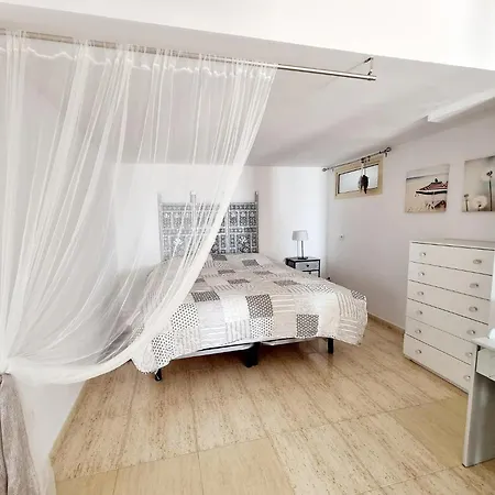 Mirador With Sea View And Pool Apartment